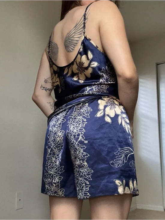 Silky Navy Blue & Gold Floral Cami Short Set - Picture 4 of 5